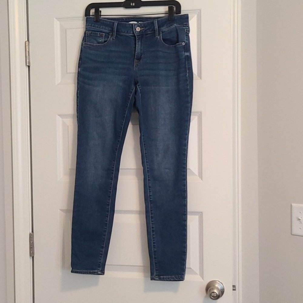 OLD Navy Rockstar Super Skinny sz 6